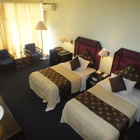 Mesra Business & Resort Hotel Samarinda Dış mekan fotoğraf