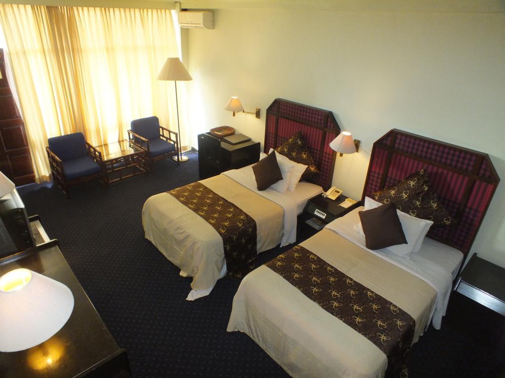 Mesra Business & Resort Hotel Samarinda Dış mekan fotoğraf